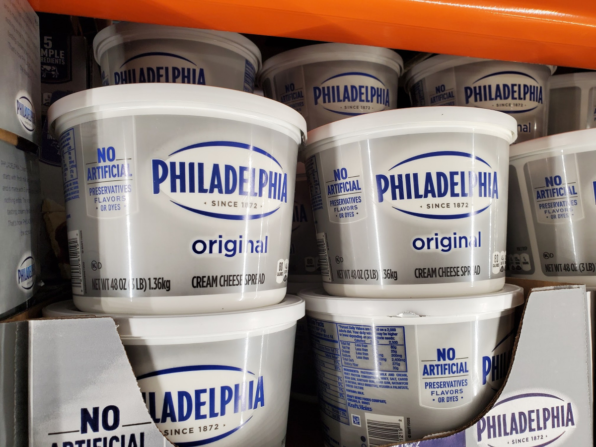 Philadelphia Cream Cheese tubs in Costco display