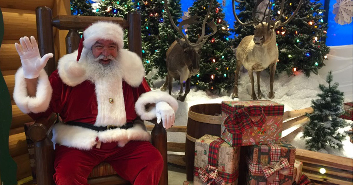 FREE Santa Picture at Bass Pro Shops or Cabela's on November 16th