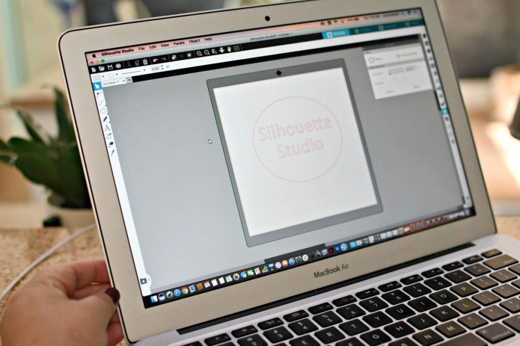 Silhouette studio download mac