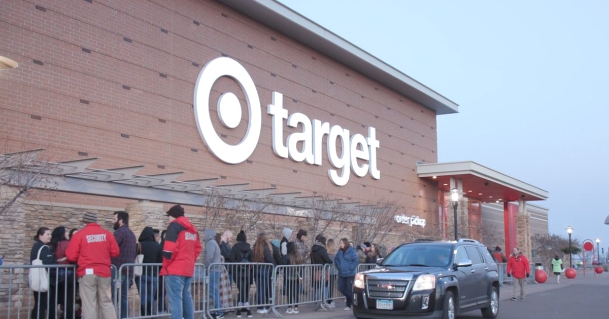 When Is Black Friday 2024 We Ve Got All The Info Hip2Save   Target Black Friday Exterior 