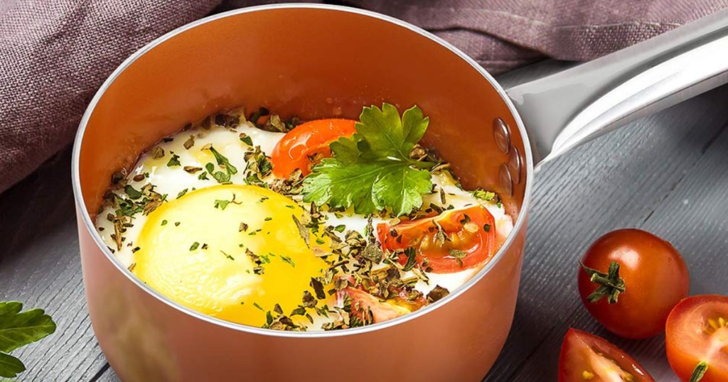 SHINEURI pot with eggs and veggies 