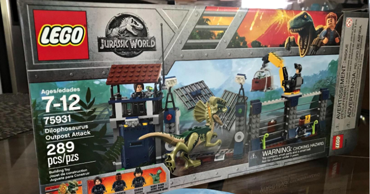 leog jurassic world set in box
