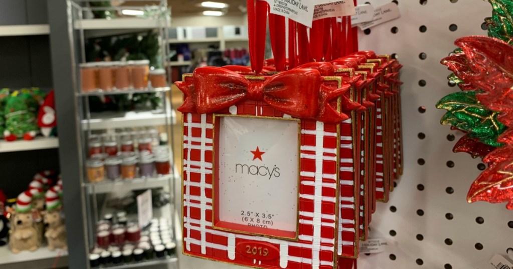Free $10 Macy&#39;s Reward Card on December 21st | First 250 Shoppers In Each Store - Hip2Save