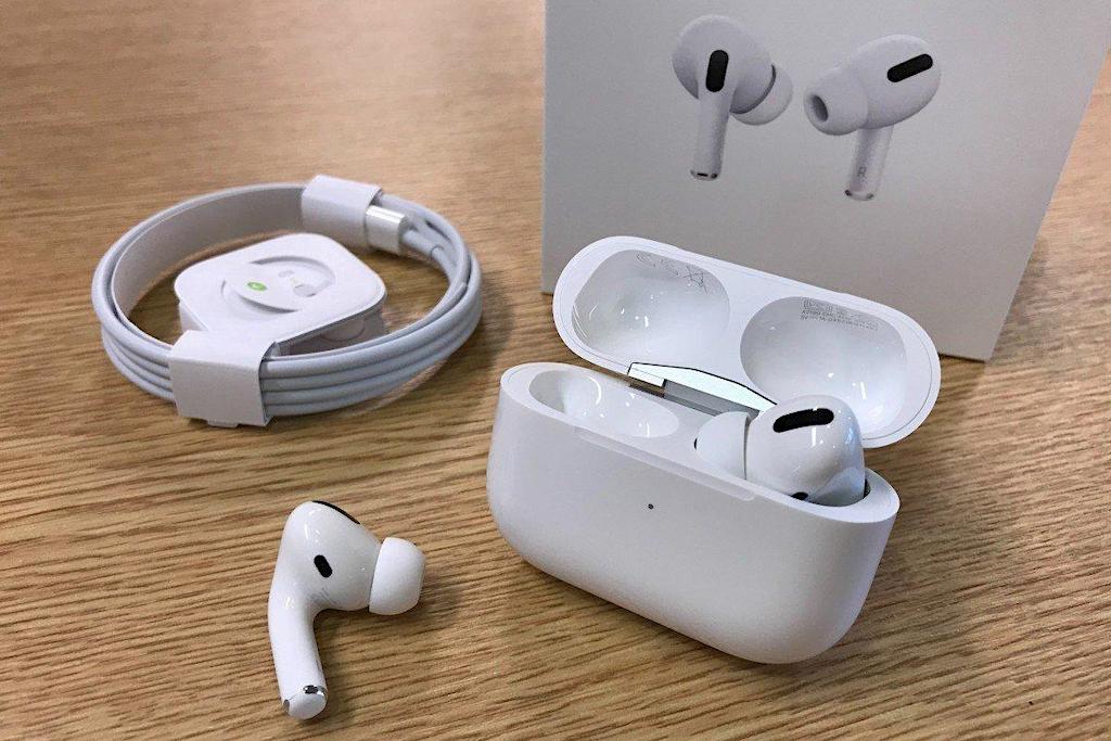 Airpods Pro with case and charging cables