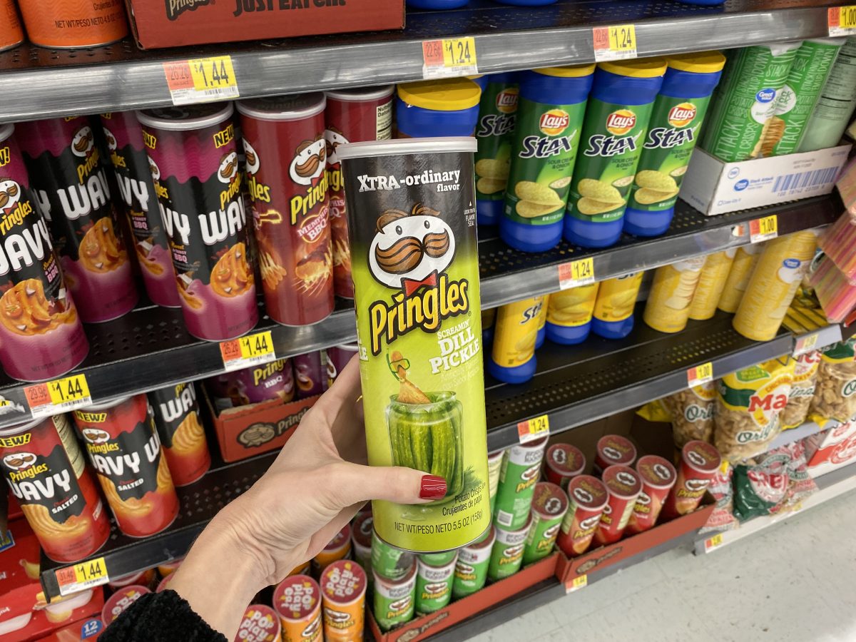 Dill pickle Pringles