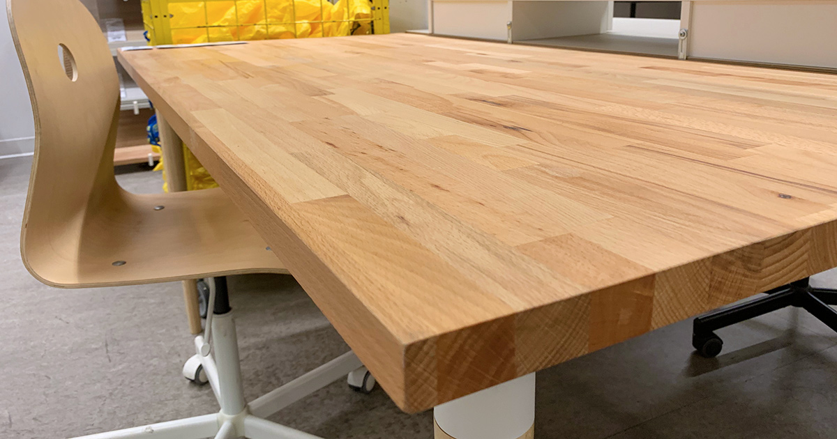 Wood Plank Desk - werohmedia