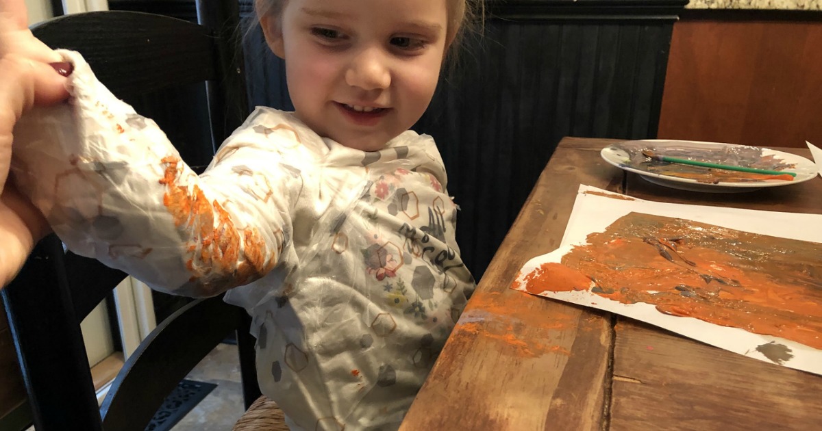 Make a Quick Bib for Your Kid With Press'n Seal Plastic Wrap