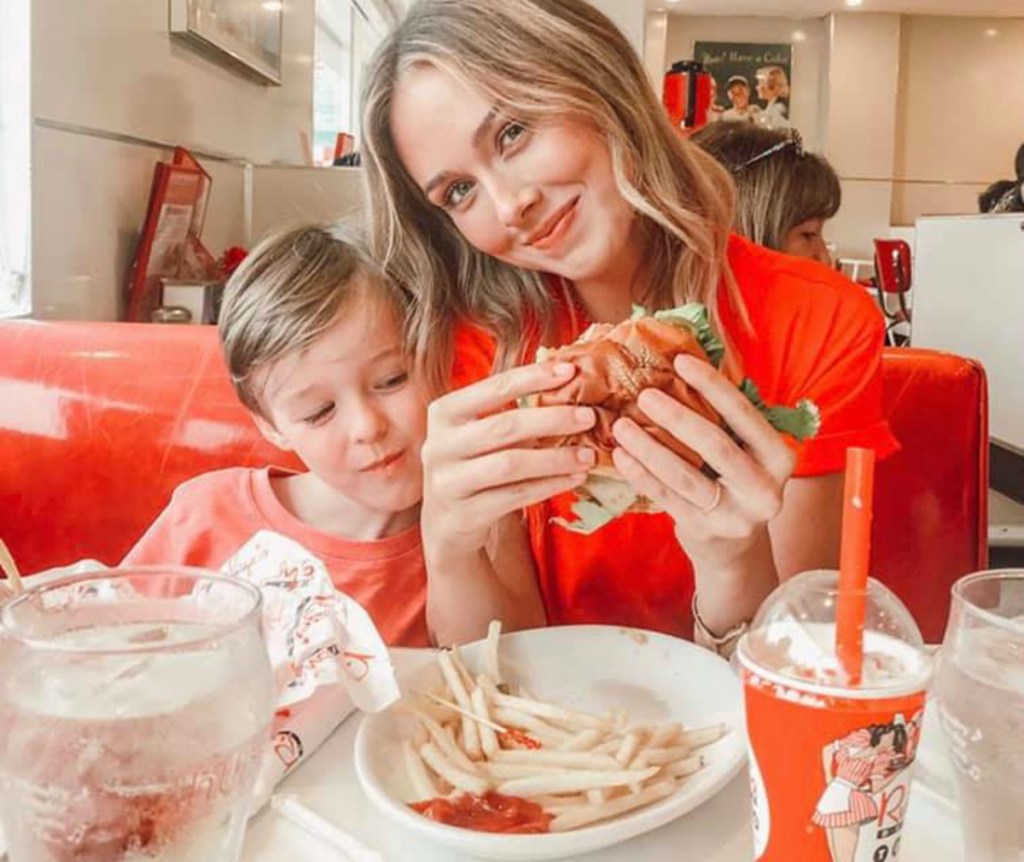 Kids Eat Free at These 30+ Verified Restaurants | Official Hip2Save