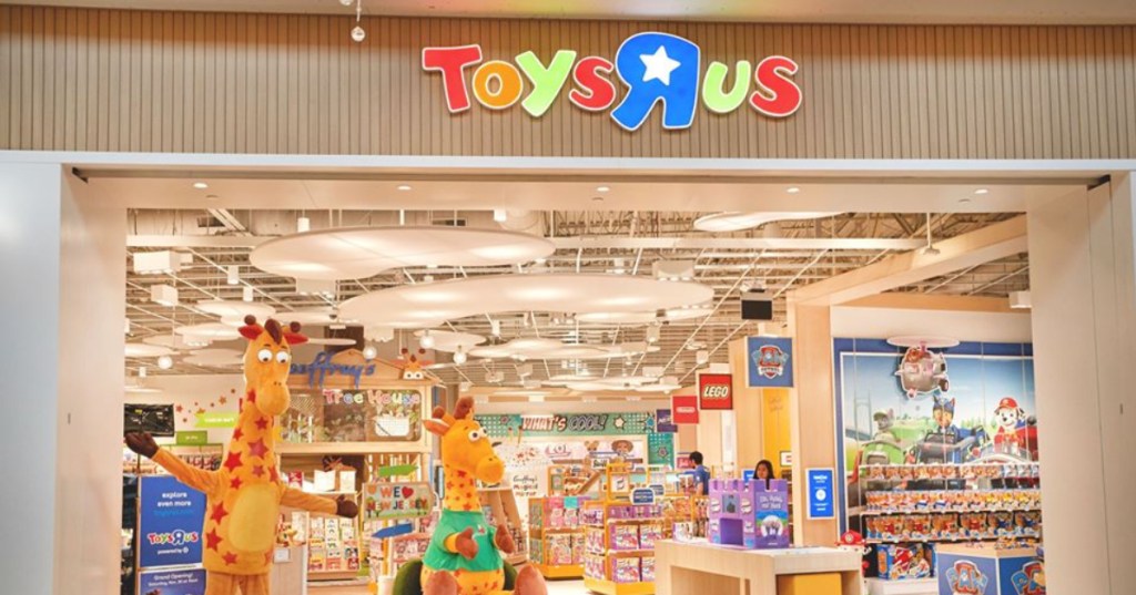 Toys R Us Storefront in Paramus, NJ