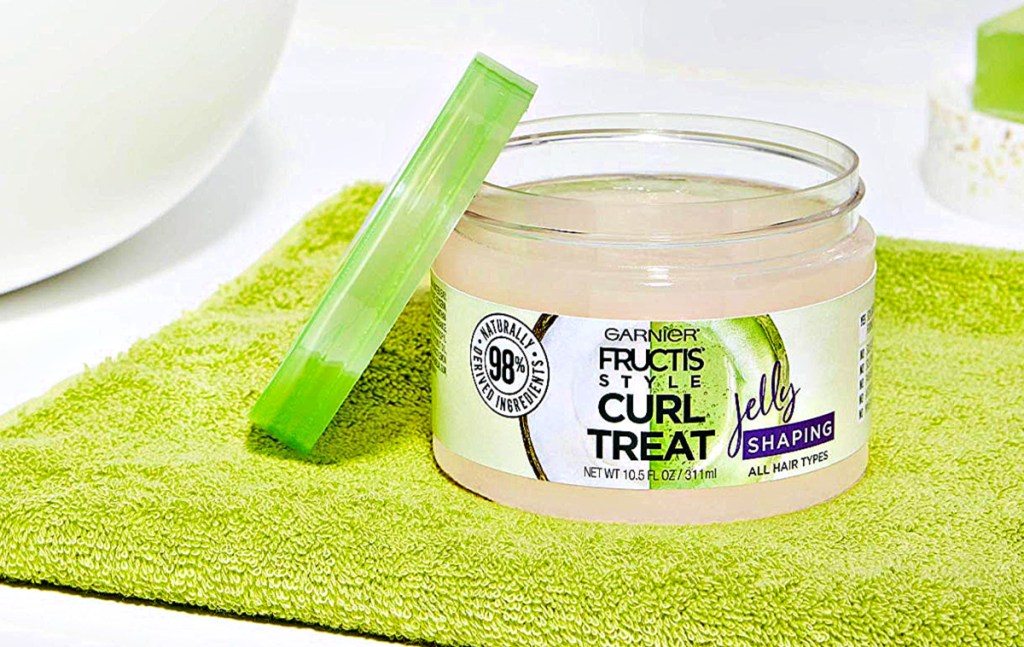 Garnier Fructis Style Curl Treat Shaping Jelly with Coconut Oil for Curly Hair
