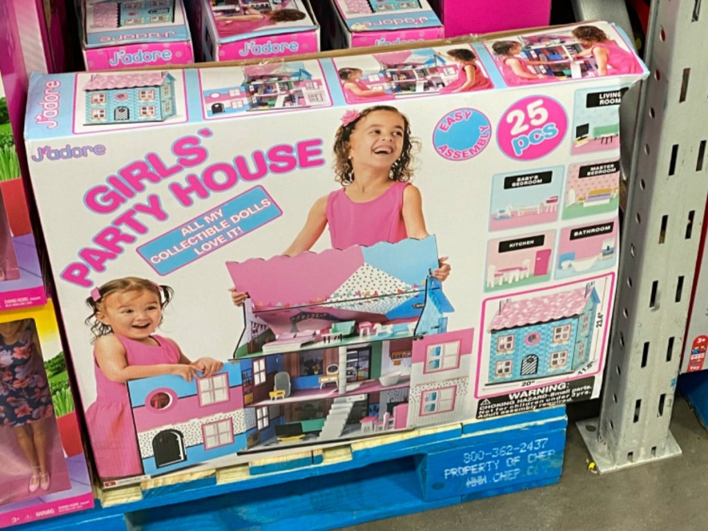 J'adore Girls Party House in package in warehouse store