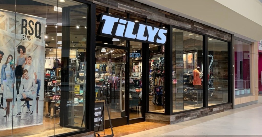 Tilly's Store front in a mall