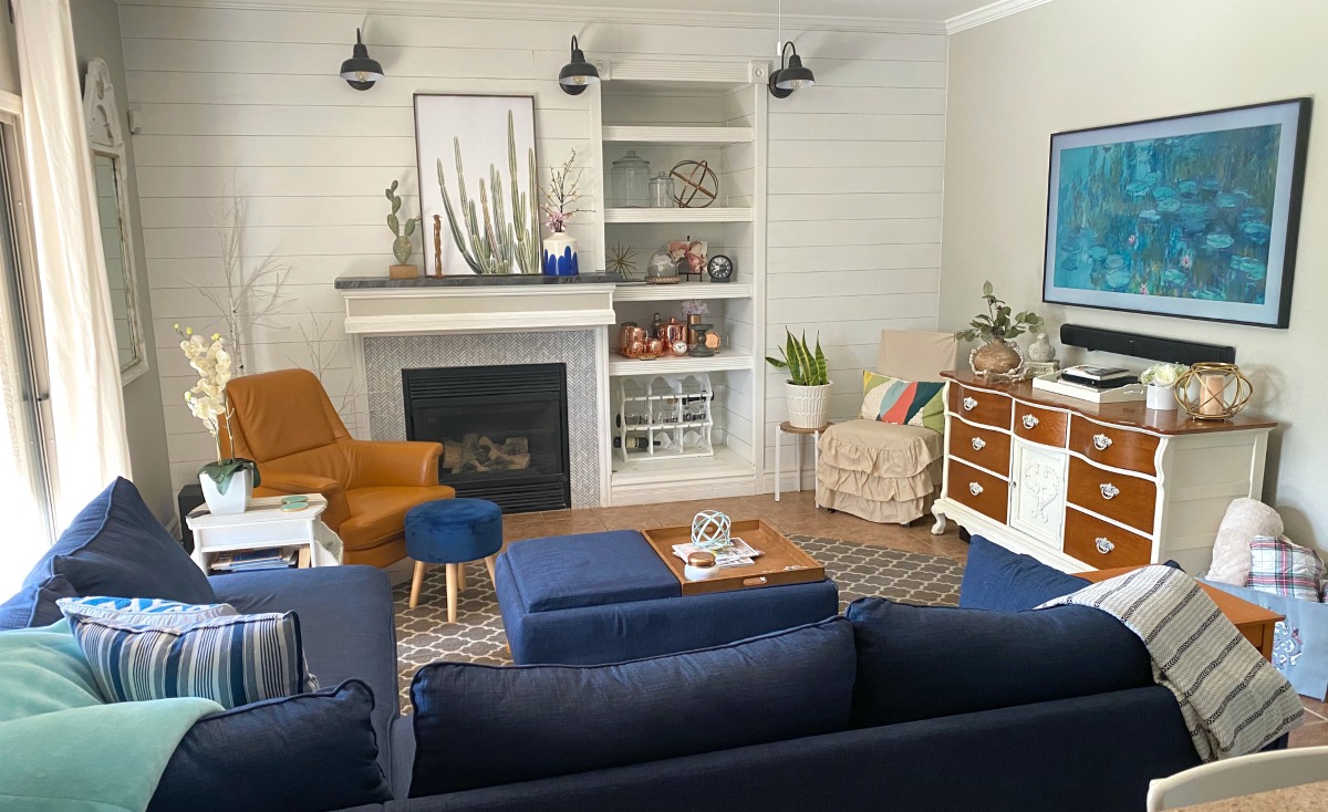 living room with frame samsung TV