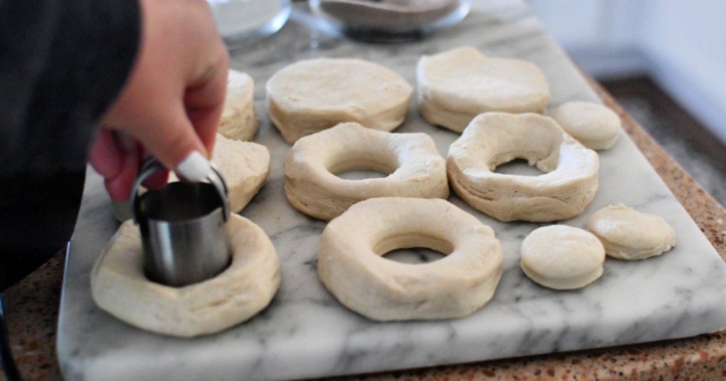 making holes in biscuits for air fryer donuts