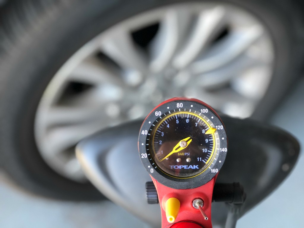 tire-pressure-gauge