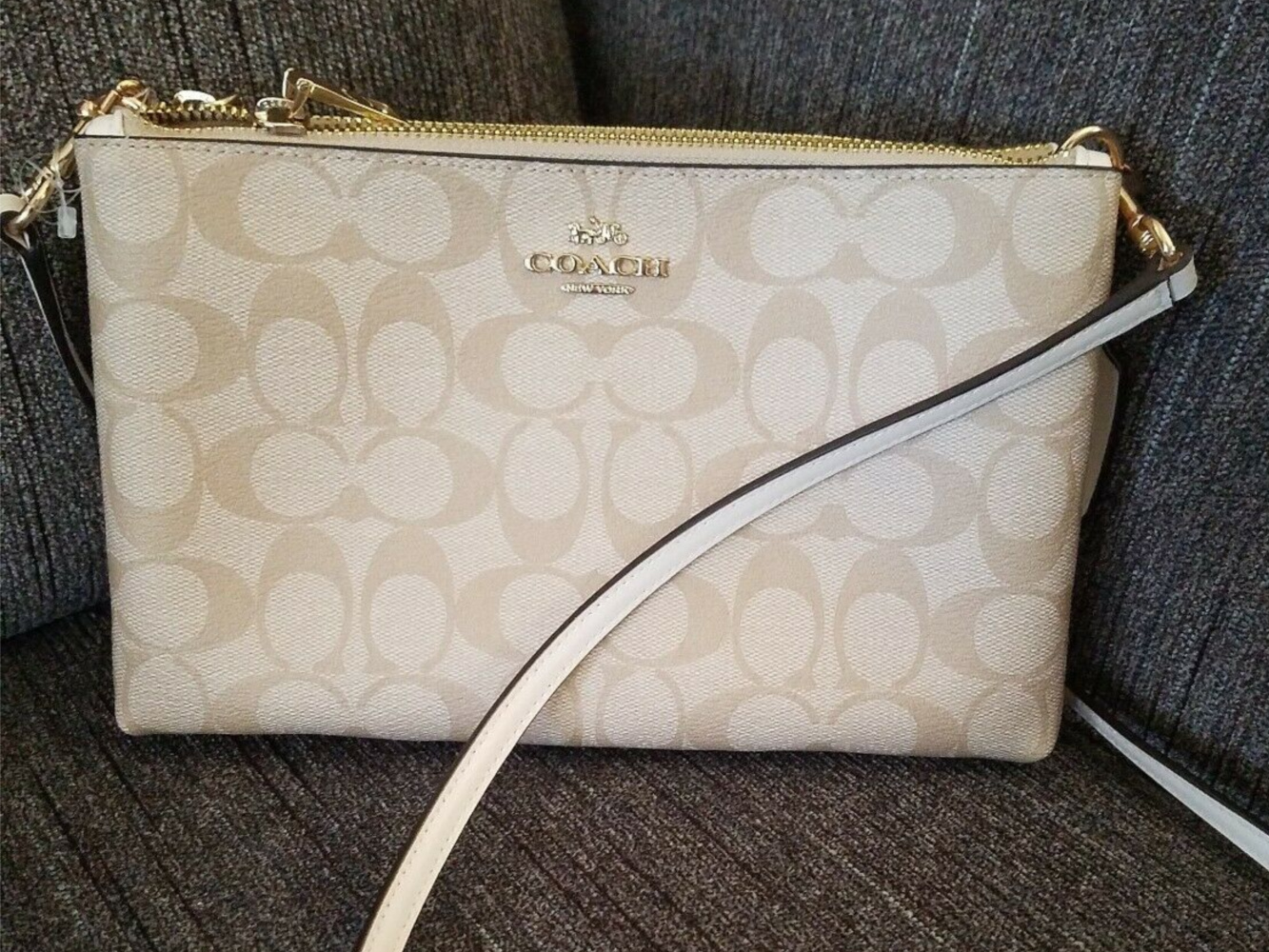 Coach lyla best sale double zip crossbody