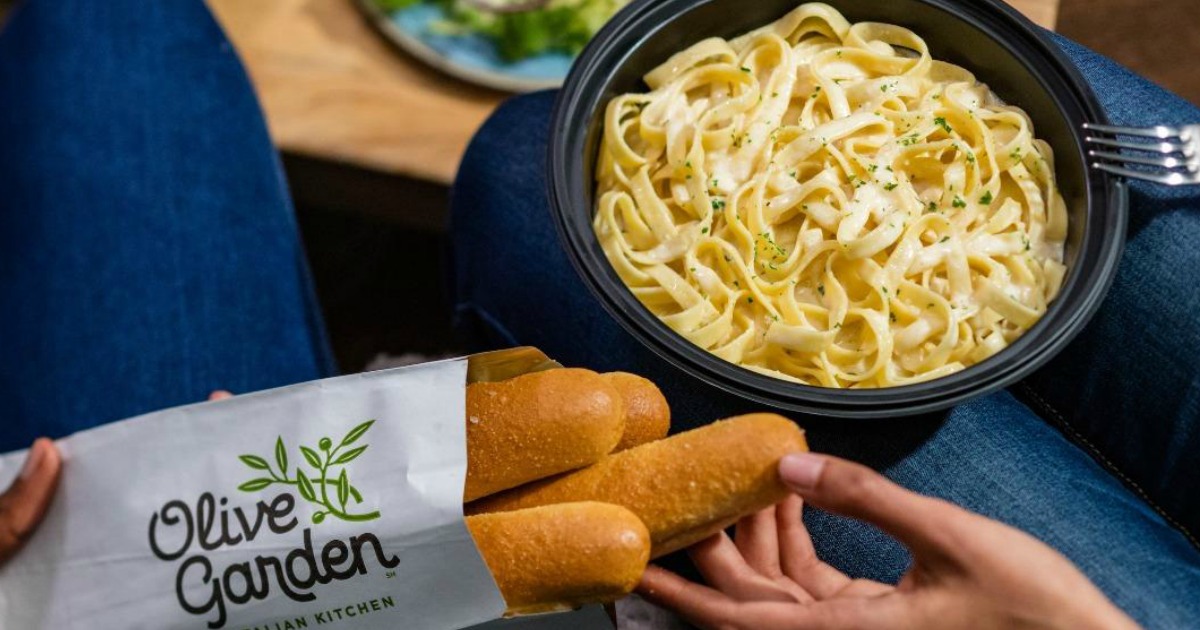 eating Olive Garden breadsticks and pasta at home
