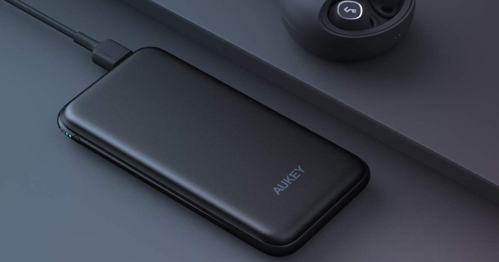 Aukey Wireless Power Bank Charger