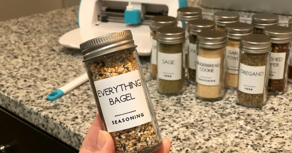 I am NOT a Crafter & Successfully Made Spice Labels With My Cricut Joy Machine!