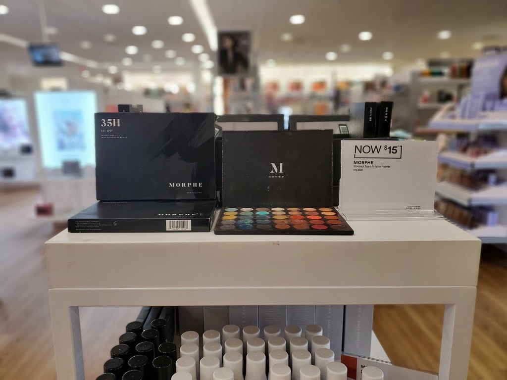 Morphe Hot Spot Palette on Ulta display