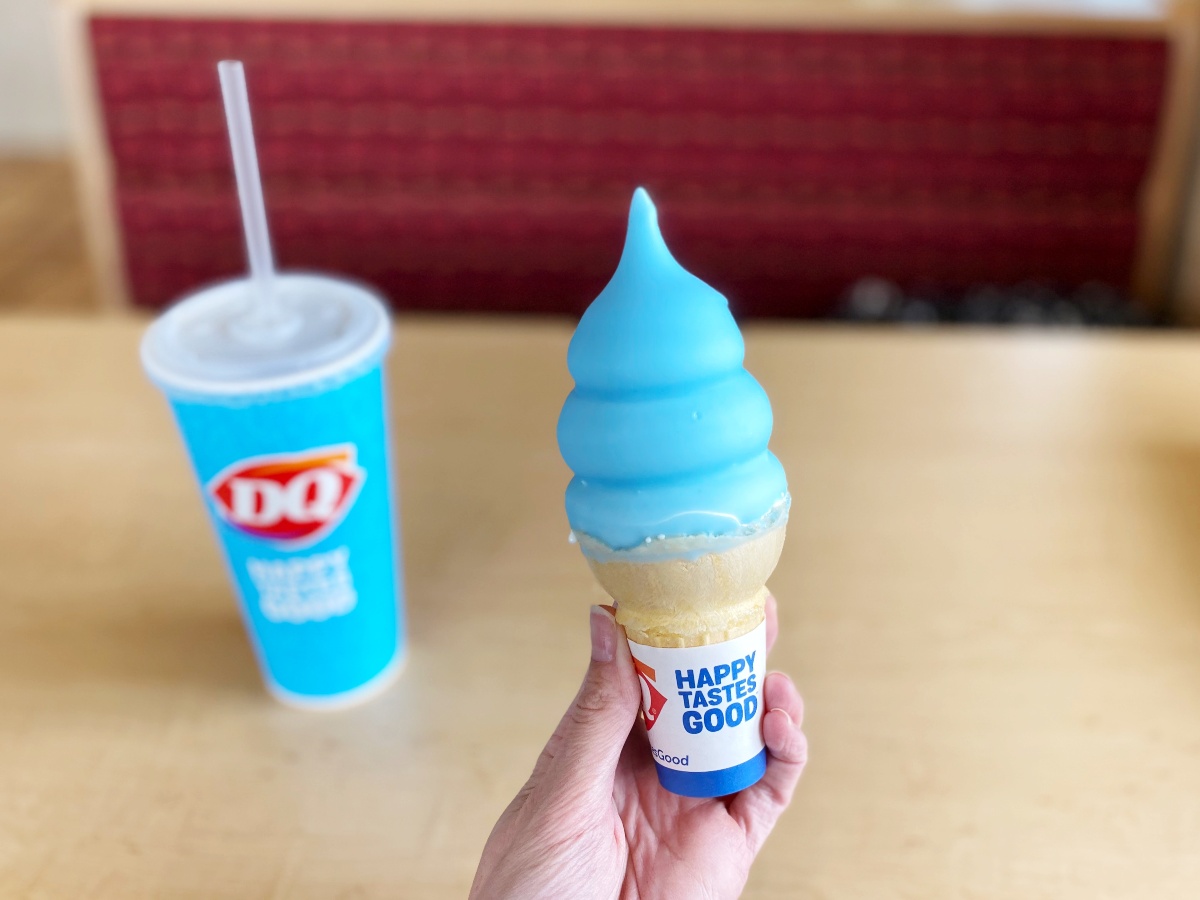 Blue dipped cone and drink cup