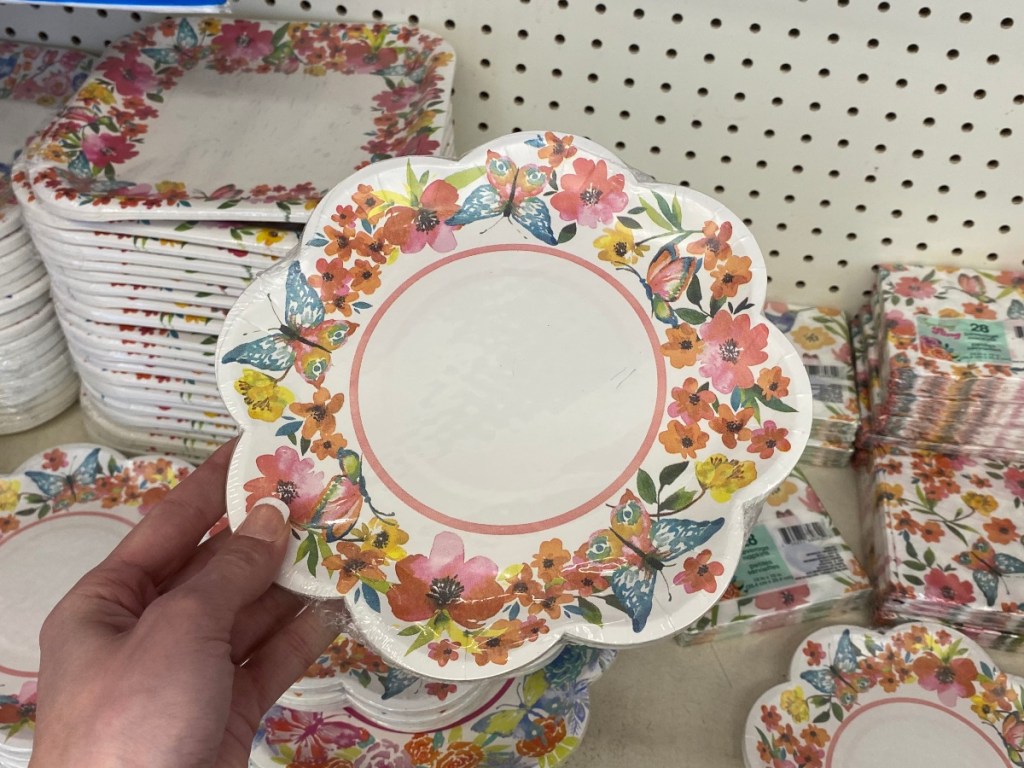 Our Top 10 Dollar Tree Spring Finds for March 2020