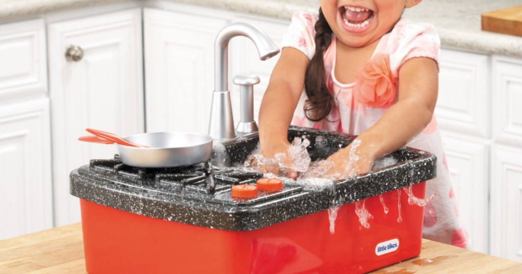 little tikes splish splash sink with little girl