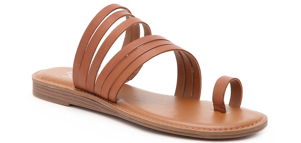 brown leather strappy sandals with toe strap