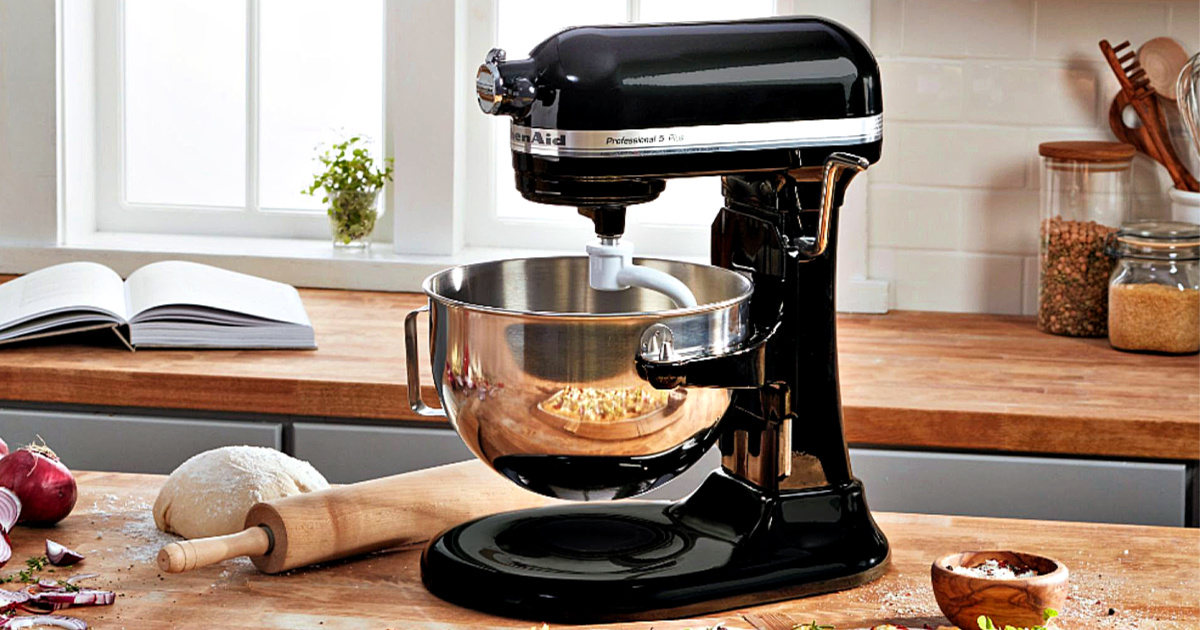 https://hip2save.com/wp-content/uploads/2020/04/KitchenAid-Professional-500-Series-Stand-Mixer-in-Onyx-Black.jpg?fit=1200%2C630&strip=all