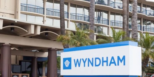 Free Wyndham Rewards Gold Status for Essential Workers