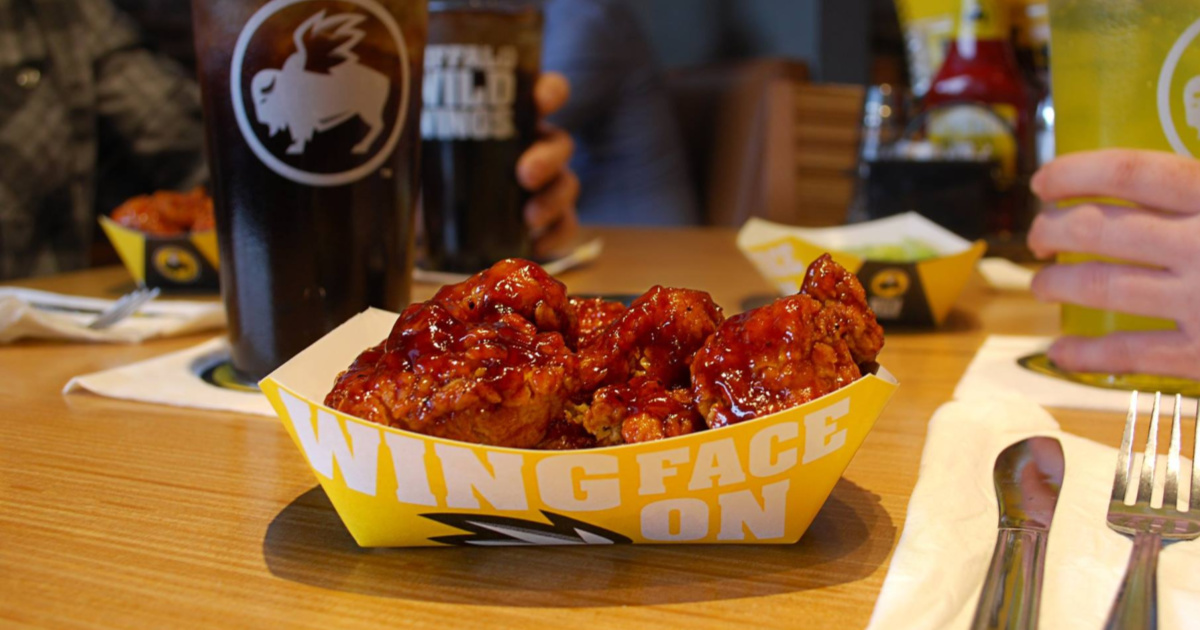Newest Buffalo Wild Wings Specials | Score 6 FREE Wings (Today from 2-5 PM Only!)