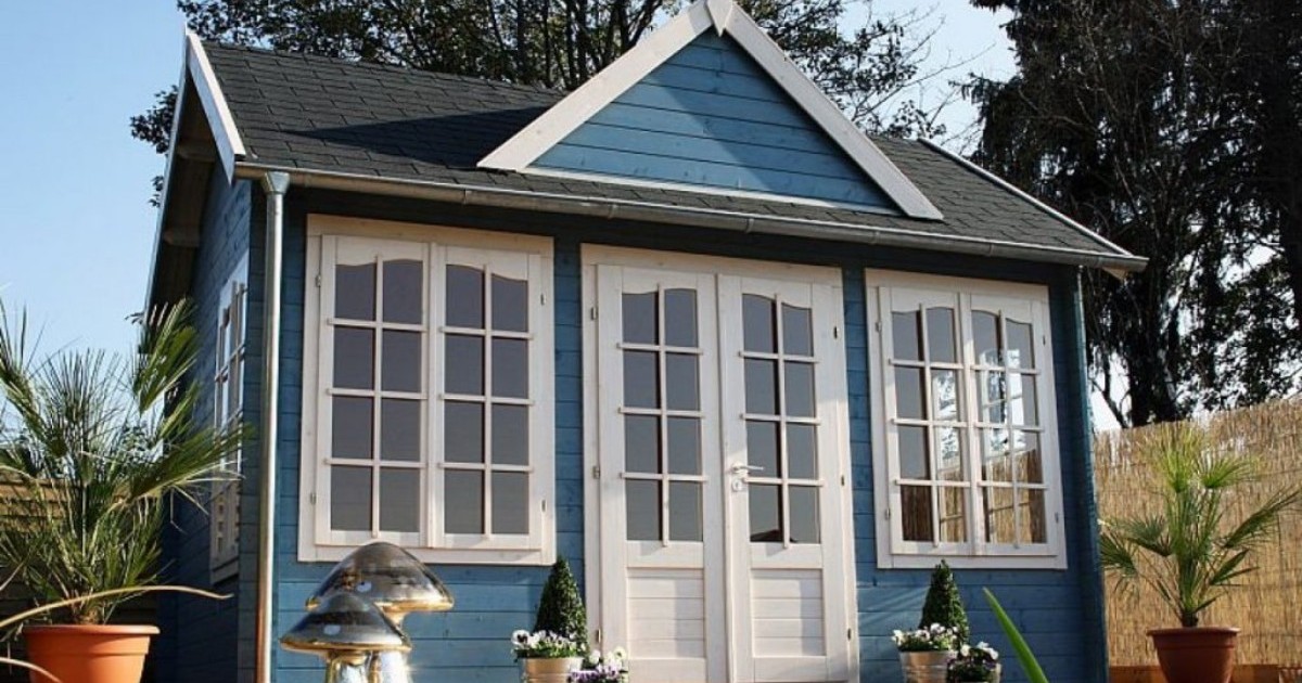 blue backyard guest house