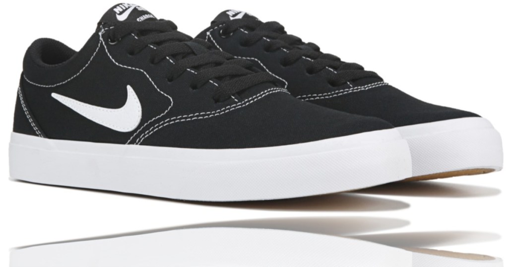 men's black and white Nike skate shoe
