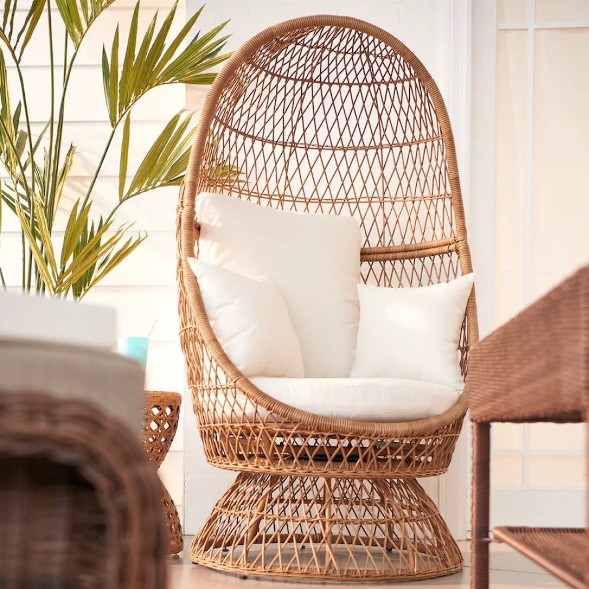 Rattan Swivel Egg Chair - New Interior Design