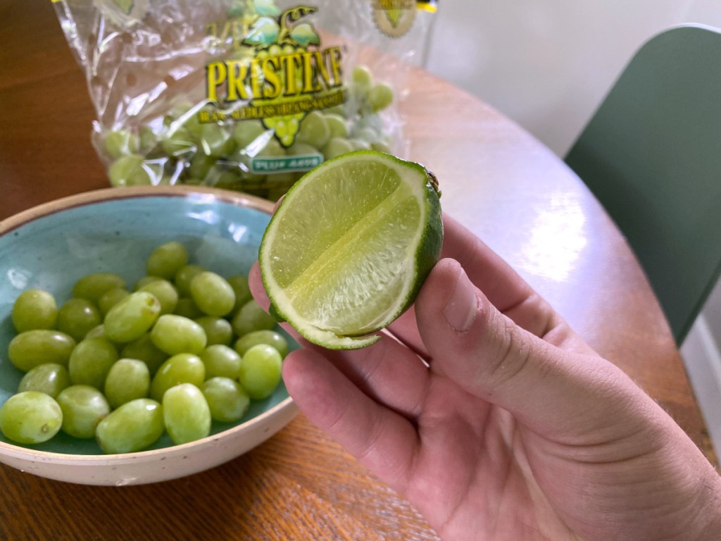 grapes in bowl and lime