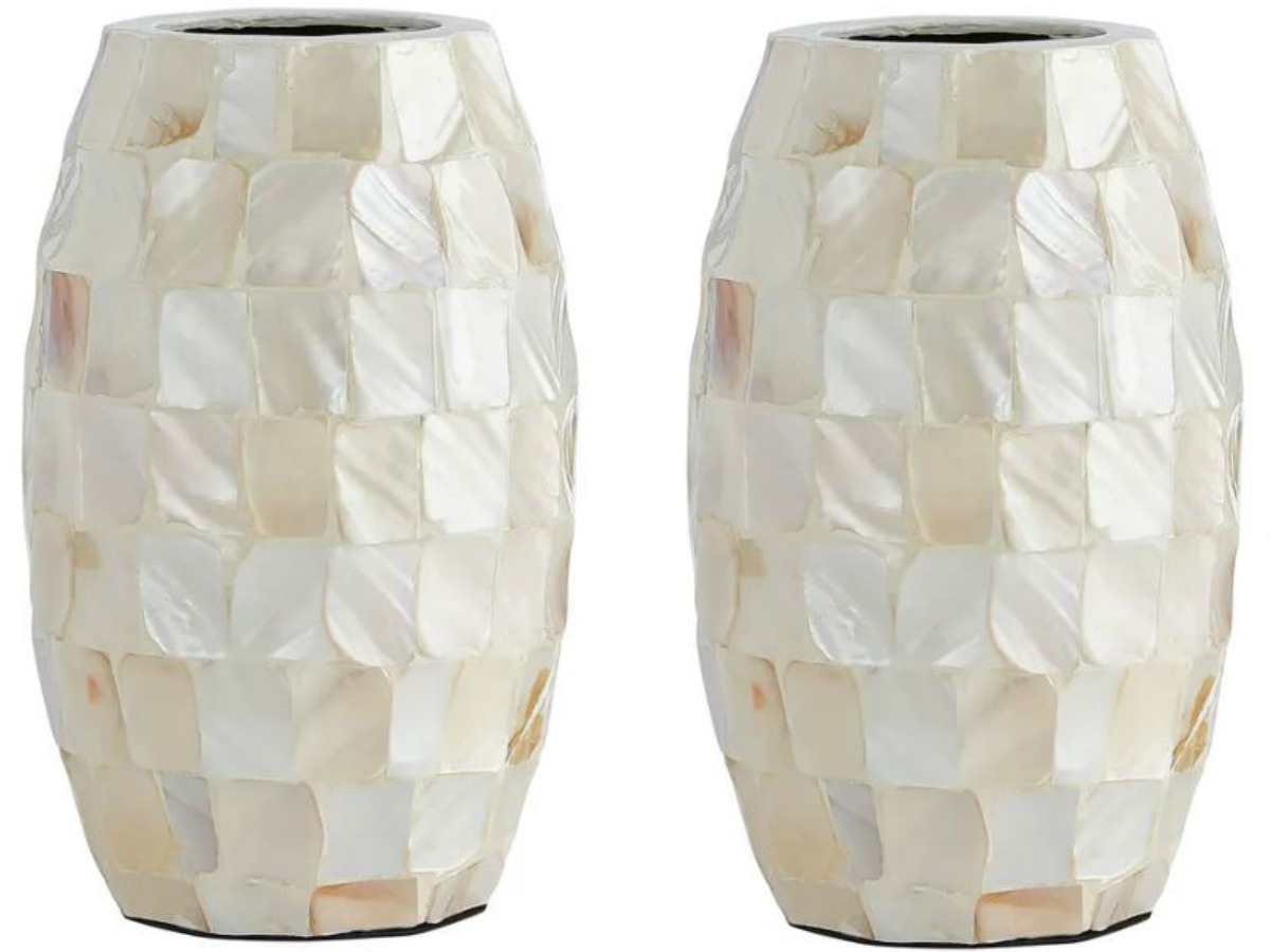 2 pearlescent colored vases