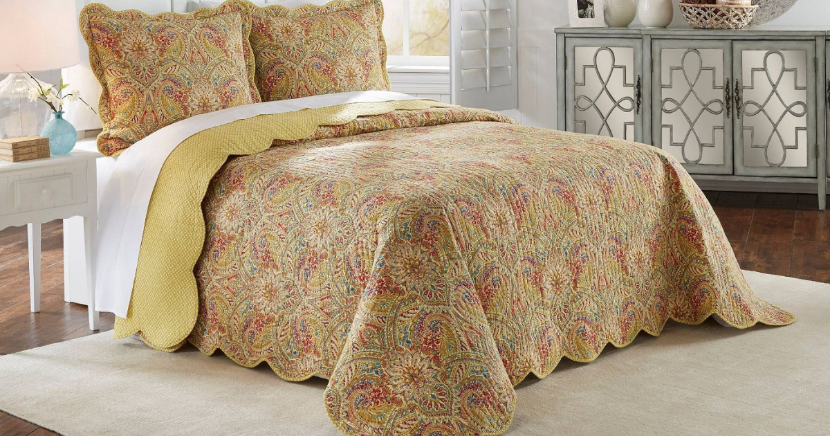 Featured image of post Laura Ashley Yellow Bedding : It&#039;s the reason we offer such a delightfully diverse collection of printed, woven, and embroidered duvet covers, pillowcases and quilts in the widest variety of colours and designs.