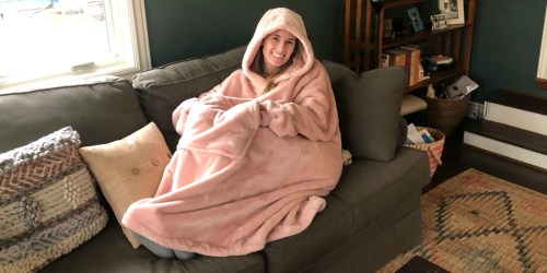 Here are 3 of the Best Wearable Blankets – Get Cozy in a Fashionable Way!