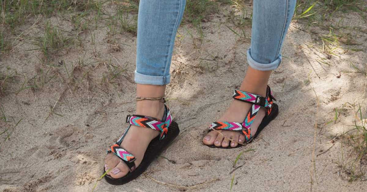 Details about   MUK LUKS Women's Slip on Style Sandal 