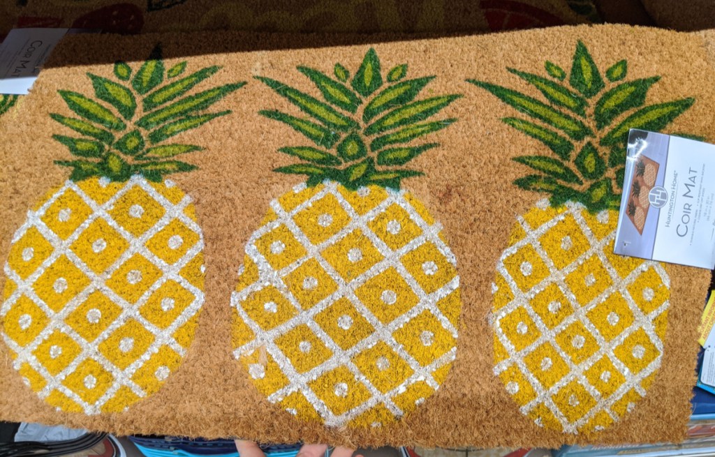 pineapple themed door mat