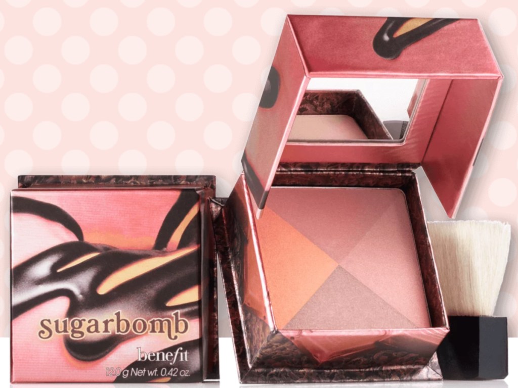 Benefit Cosmetics Boxed Blush next to a lid