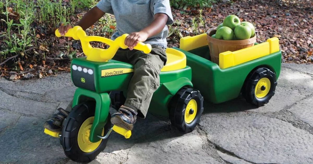 john deere tractor and wagon ride on
