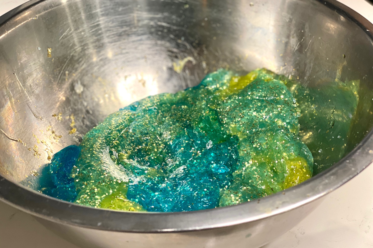 This Amazing Slime Recipe with Borax is Cheap, Easy, and Fun to Make!