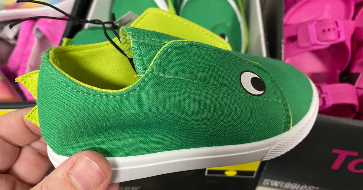 Dollar General Sells Cute Toddler Shoes 