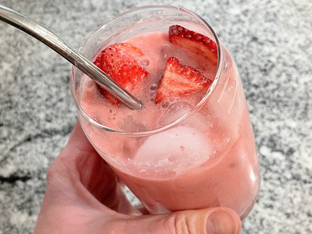 homemade starbucks pink drink