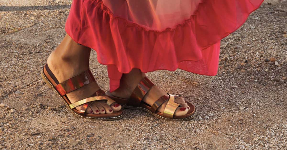 womens muk luk sandals