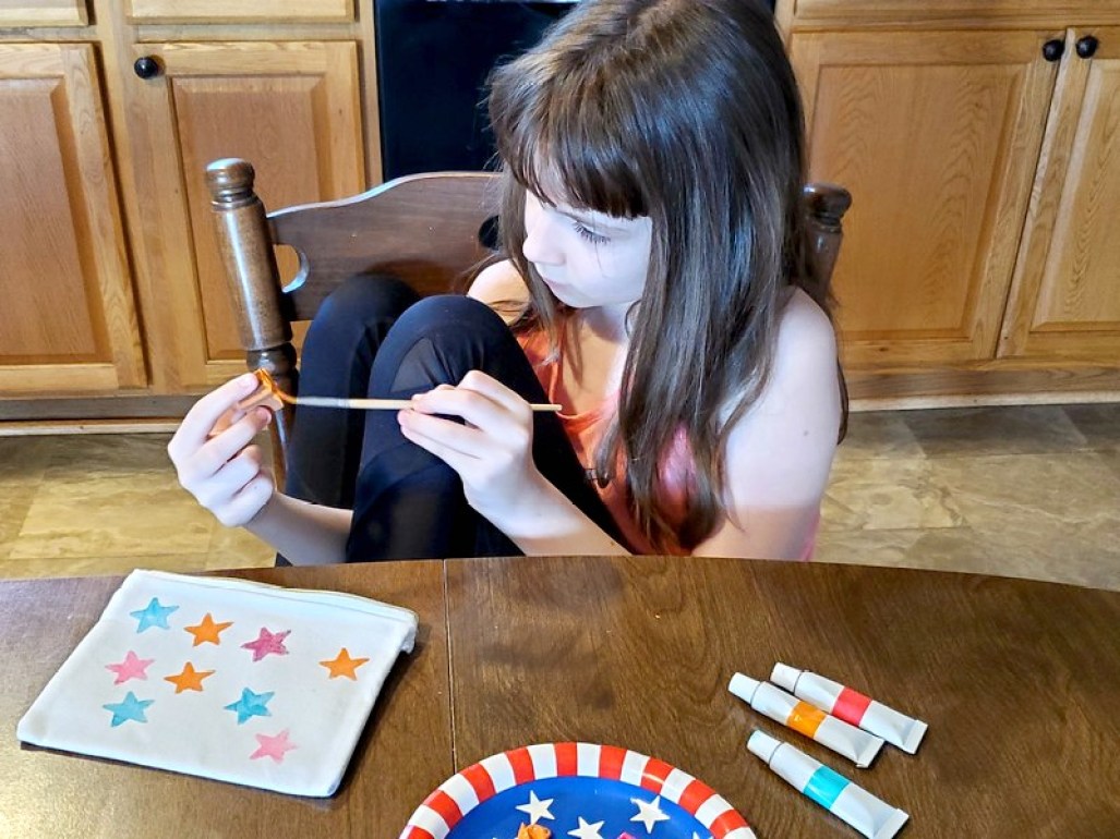 Two Annie's Craft Kits Under 10 Shipped Great for Ages 712