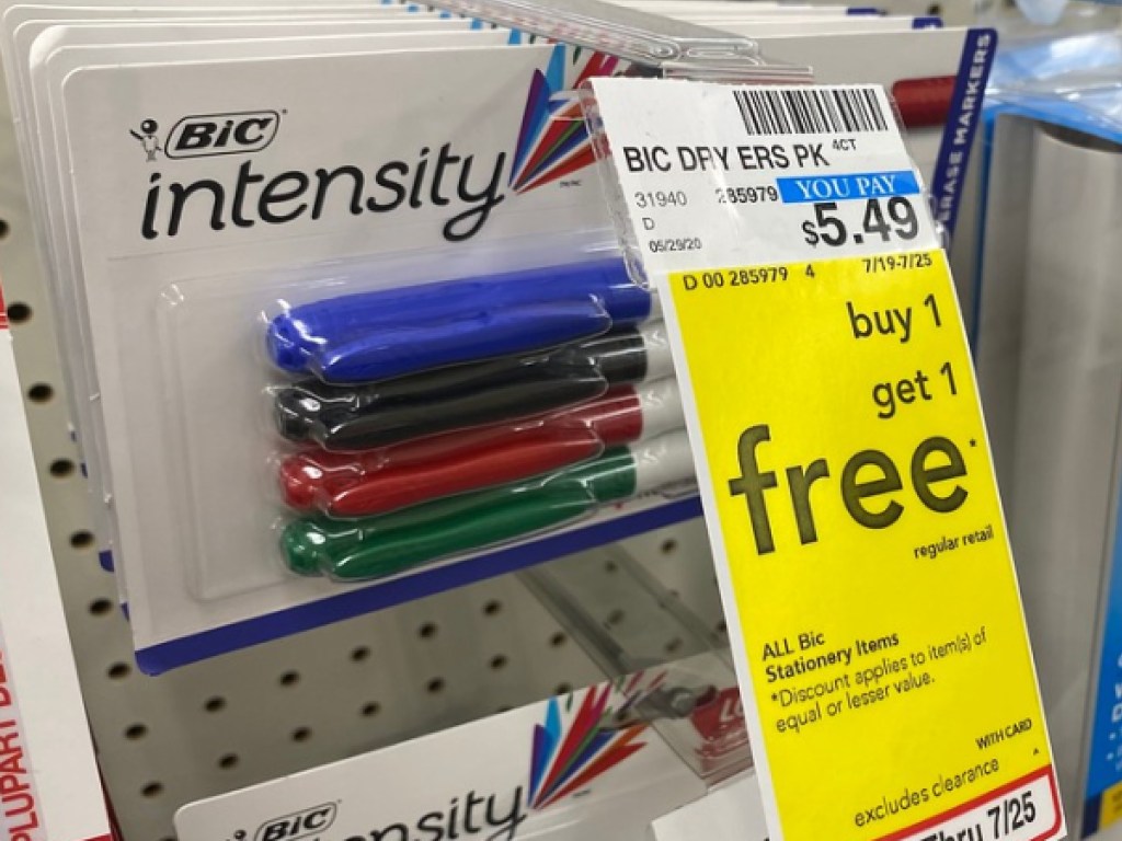 packs of dry erase markers hanging in store