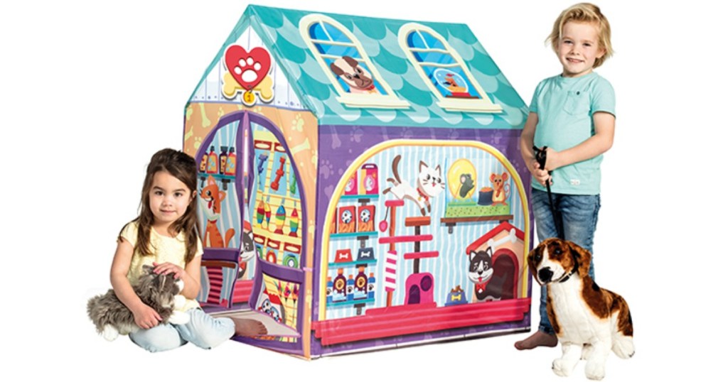 kids playing in Pet Play House 