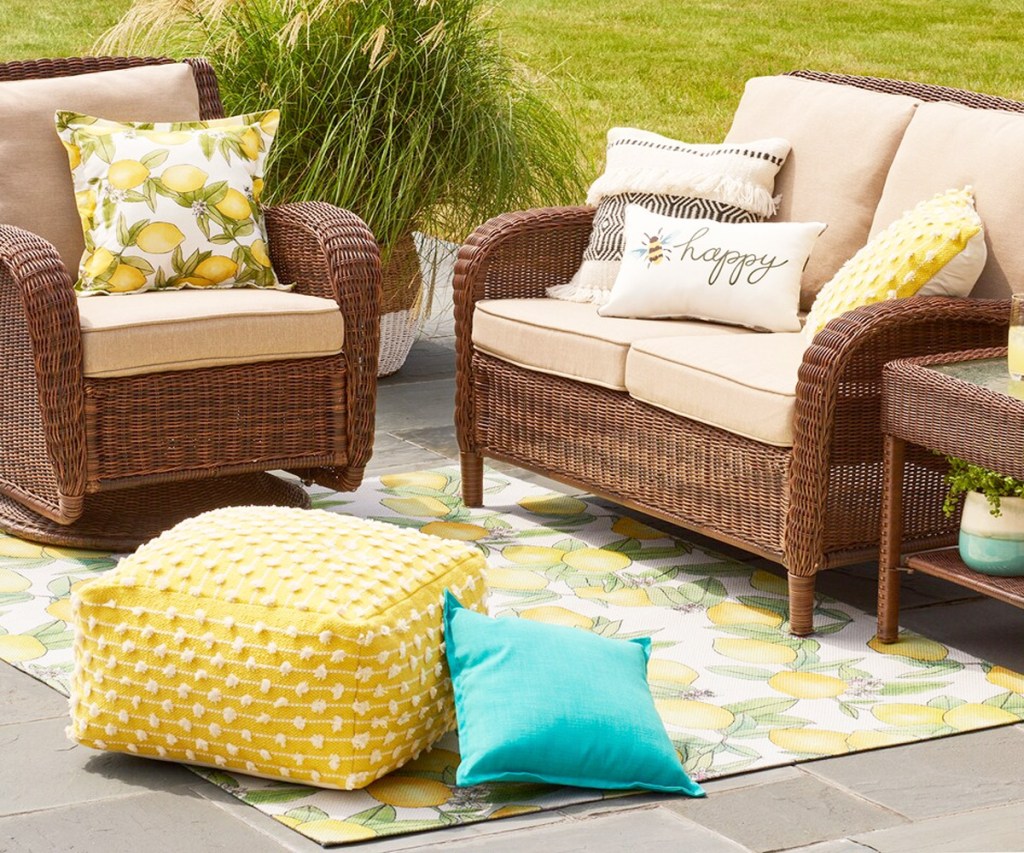 Up to 80 Off Indoor & Outdoor Area Rugs + Free Shipping for Kohl’s